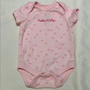 “Bundle 10/$13” Sanrio 3M baby girl heart Hello Kitty Pink Heart Bodysuit